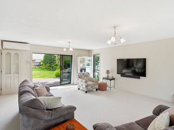 * UNDER OFFER * Charming Home in Coveted Halswell