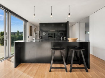 Space, Sun & Lifestyle!