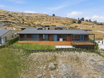 Prime Position, Outstanding Views