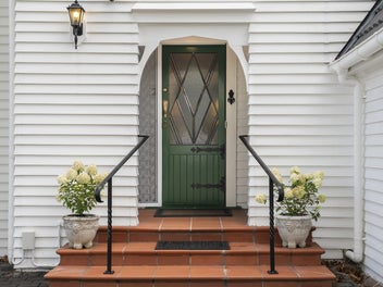 ST HELIERS FINEST - FAMILY LIVING NEXT GENERATION