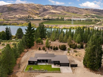 Private Bannockburn Lifestyle Opportunity