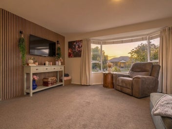 Meeting the Market - Offers Over $819,000