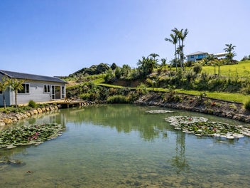 Executive Living Meets Boutique Income