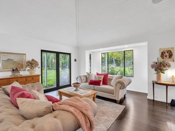 Room to Live, Relax & Entertain