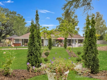 Room to Live, Relax & Entertain