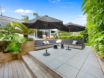 High-spec, flexible family home by Mt Eden border