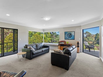 Spacious Lifestyle Retreat in Otaki