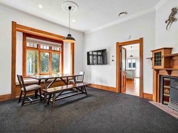 BIG HEART, BOLD STYLE!