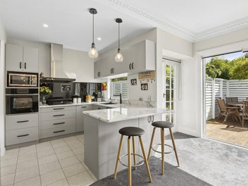 Builder's Own Bungalow, A Complete Transformation