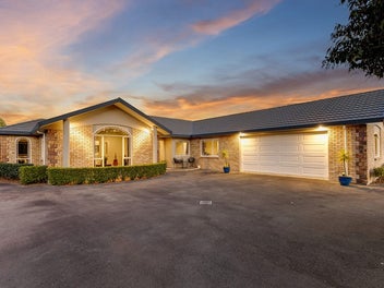 Generous Living In Totara Park