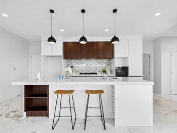 Great View with Two Ensuites!