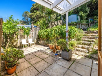 Traditional weatherboard cottage