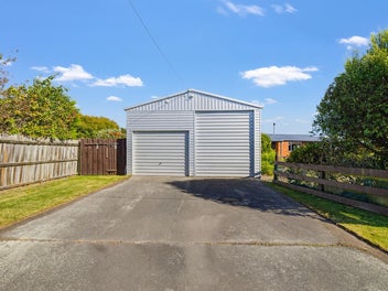 Suburban Serenity on King Street