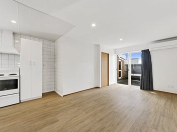 Prime Riccarton Location