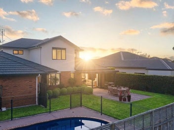 Park & Pool Side Family living