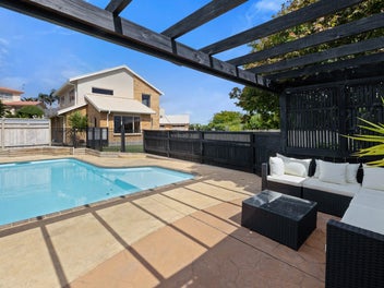 SPACE TO LIVE, WORK & RELAX