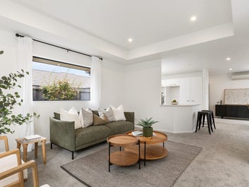 Polished Jewel in Golden Setting