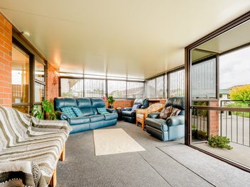 Owner's are buying elsewhere!