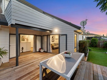 Space, Sunshine & Style!