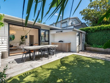 Privacy, elevation and sun!