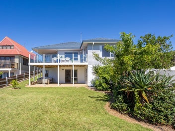 Space, Seaviews & Flexible Living