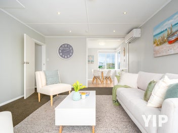 Sea Views & Free-Standing? YIP!