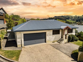 Private and Spacious Family Home