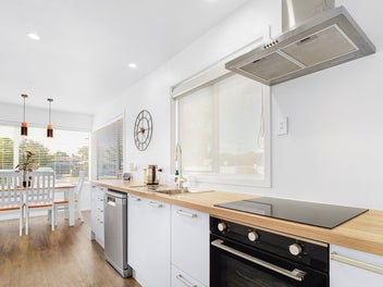 Stylish Renovation with Indoor/Outdoor Flow