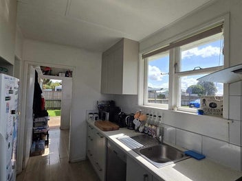 Easy Investment on Tui Street