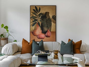 FIND: VALUE, STEPS FROM REMUERA VILLAGE.