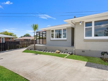 Solid Brick Living–Everything at Your Doorstep!