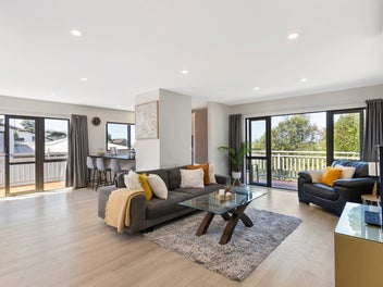 AFFORDABLE, ADORABLE, AVAILABLE and FREEHOLD!