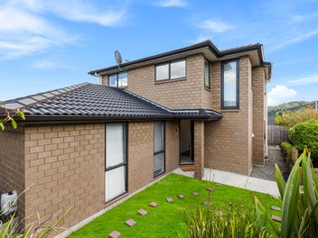 Main Character Energy | Elevated Treetop Views