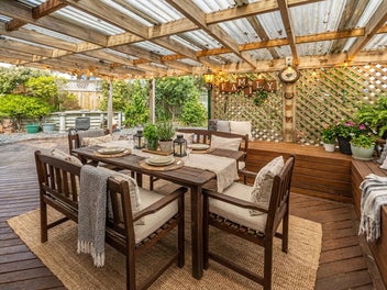 Lovely location, layout and leisure