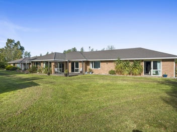 Two Dwellings - Extended Family/Income Potential