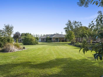 Multi-Generational Living in Sought After Ohoka