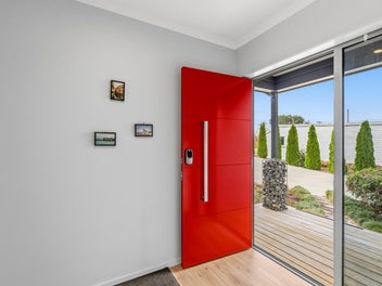 Modern comfort in a convenient location