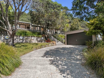 Executors Instructions Clear - It's to be SOLD!