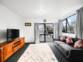 "Tidy, Sunny & Superbly Located – A Smart Buy"