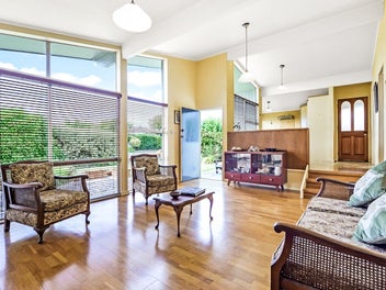 Retro Feel in Chedworth