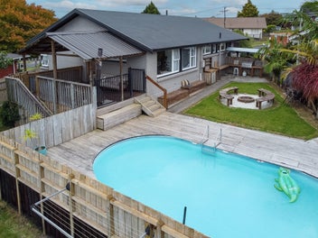 Entertainer's Dream Awaits