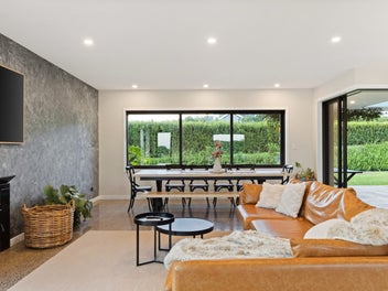 Exceptional Wainui lifestyle with Airbnb