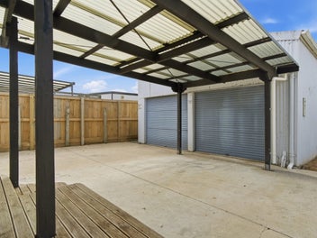 Classic Home, Big Lawn, Big Garage