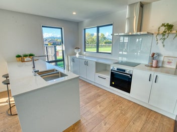 Executive Forefront Position