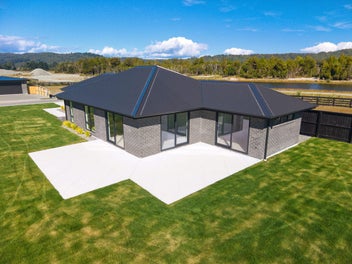 Completely New with Paparoa Views