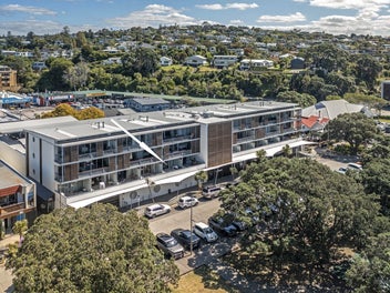 Your Beachfront Resort Lifestyle Starts Here