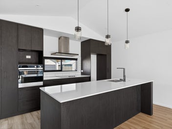 Modern Living in West Bush