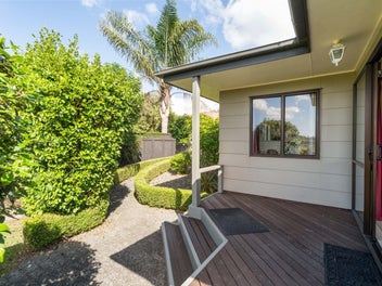 Private Outlook, Sun-Filled Living, Easy Lifestyle