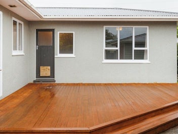 MODERN LIVING WITH INVESTOR APPEAL