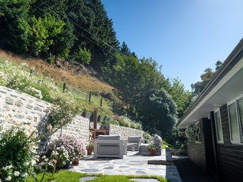 Luxury Living in the Heart of Queenstown